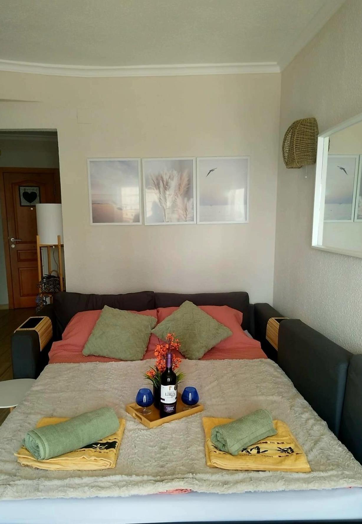 Appartamento Heavenly Nest With Sea View Calpe Esterno foto